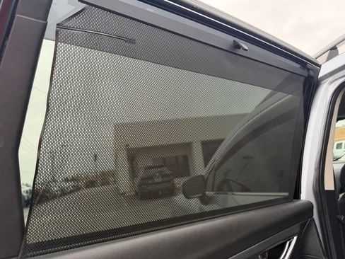 Used 2021 Subaru Ascent Limited AWD/4WD image 21