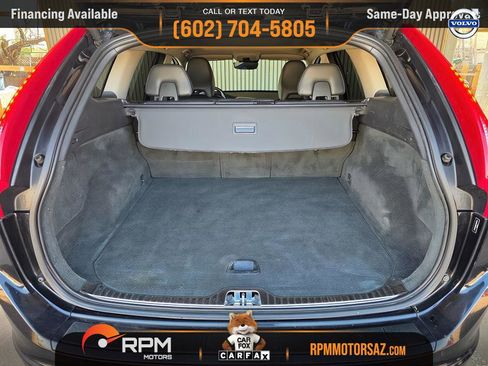 Used 2015 Volvo XC60 T5 Premier w/ Proximity Package image 23