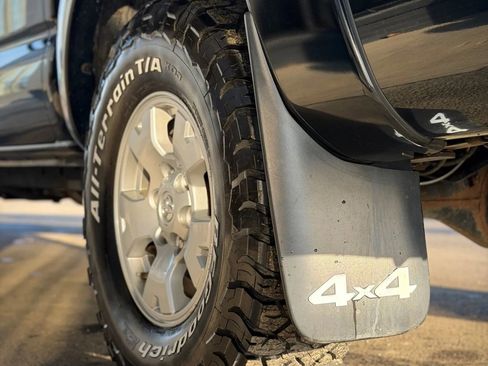 Used 2015 Toyota Tacoma TRD Pro w/ TRD Off-Road Package image 27