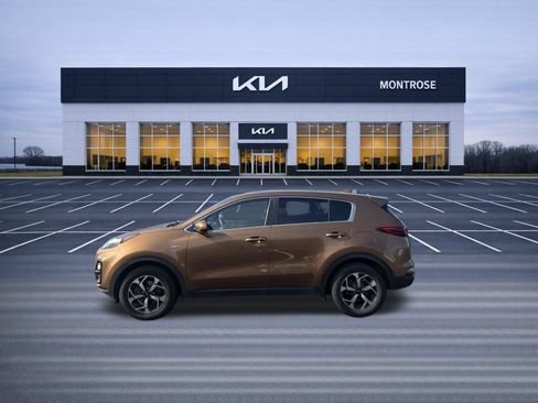 Used 2020 Kia Sportage LX AWD/4WD image 8