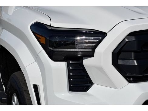 New 2026 Toyota Tacoma SR5 AWD/4WD image 28