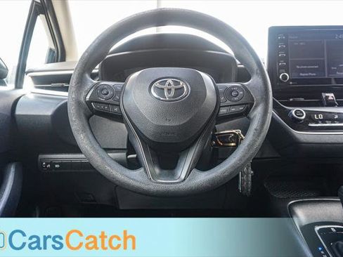 Used 2021 Toyota Corolla LE FWD image 19