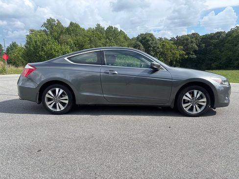 Used 2010 Honda Accord EX image 6