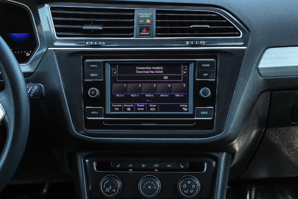Used 2023 Volkswagen Tiguan S FWD image 16