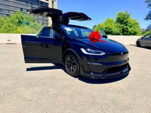 Used 2024 Tesla Model X AWD/4WD image 22