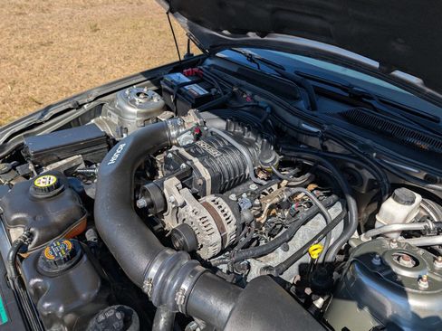 Used 2009 Ford Mustang GT image 27