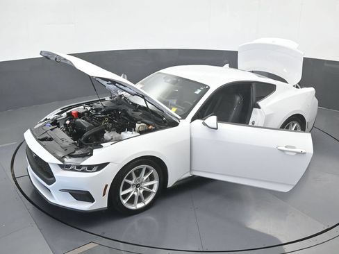 Used 2024 Ford Mustang Coupe RWD image 53