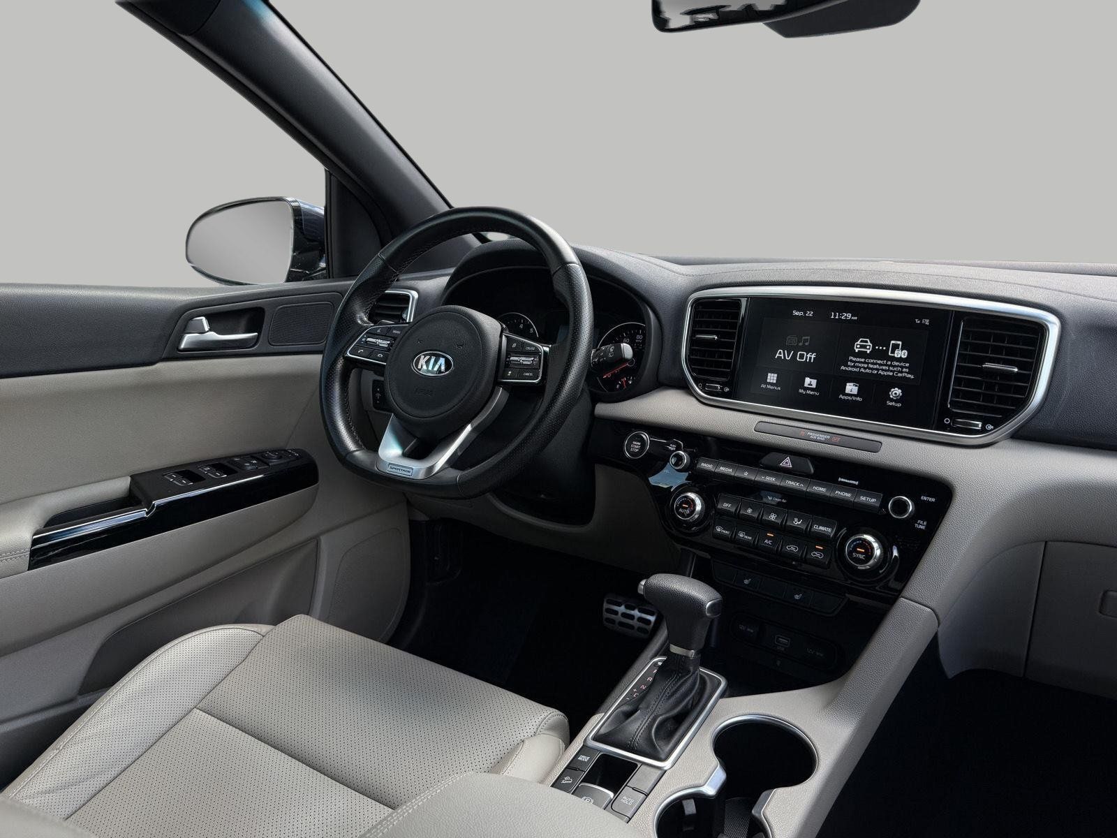 Used 2020 Kia Sportage S w/ S Premium Package FWD image 28