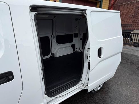 Used 2020 Nissan NV200 SV FWD image 14