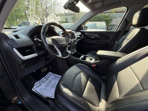 Used 2022 GMC Terrain SLT w/ Infotainment Package II AWD/4WD image 19