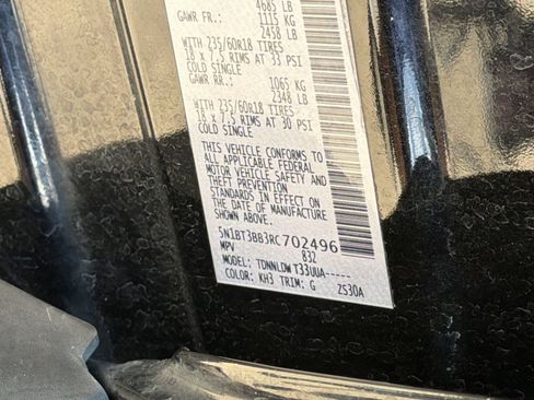 Used 2024 Nissan Rogue SV AWD/4WD image 23