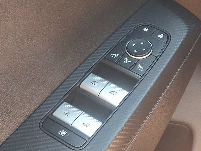 Used 2024 Mitsubishi Outlander SE AWD/4WD image 25