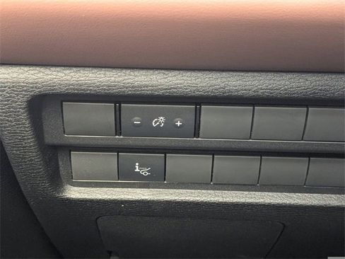 Used 2025 Mitsubishi Outlander SEL image 28