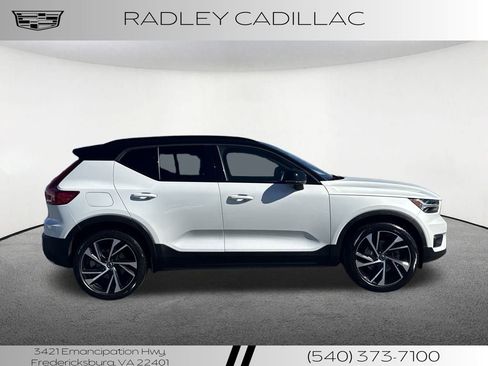 Used 2020 Volvo XC40 T5 R-Design image 7