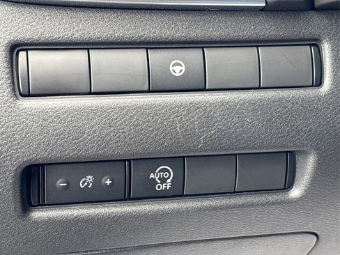 Certified 2023 Nissan Rogue SV image 35