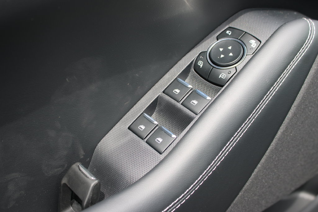 New 2026 Ford Mustang Mach-E Select w/ Comfort Package Lite RWD image 9