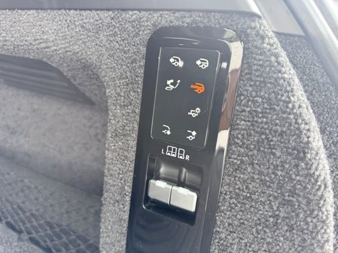 Used 2023 Land Rover Range Rover Autobiography AWD/4WD image 57