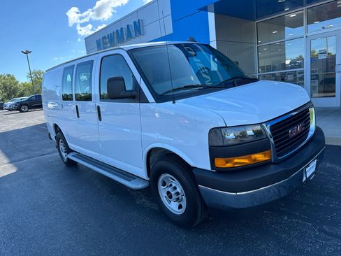 Used 2024 GMC Savana 2500 w/ Driver Convenience Package image 1