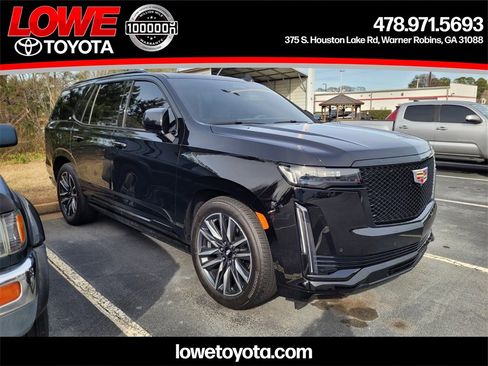 Used 2022 Cadillac Escalade Sport Platinum w/ Heavy-Duty Trailer Package image 1