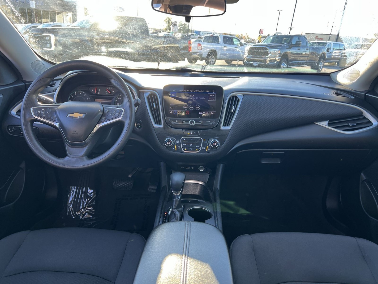 Used 2023 Chevrolet Malibu LT FWD image 22