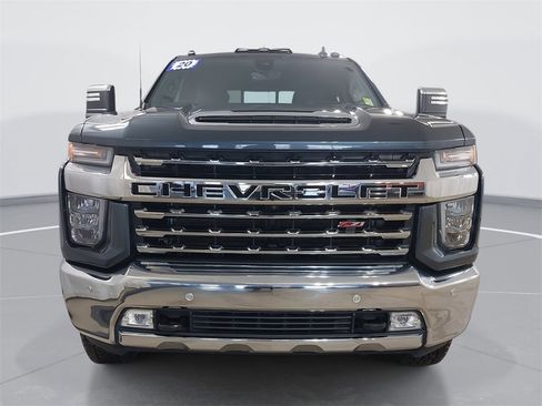 Used 2020 Chevrolet Silverado 2500 LTZ w/ LTZ Premium Package image 10