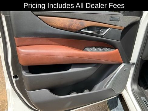 Used 2020 Cadillac Escalade ESV Premium Luxury AWD/4WD image 7