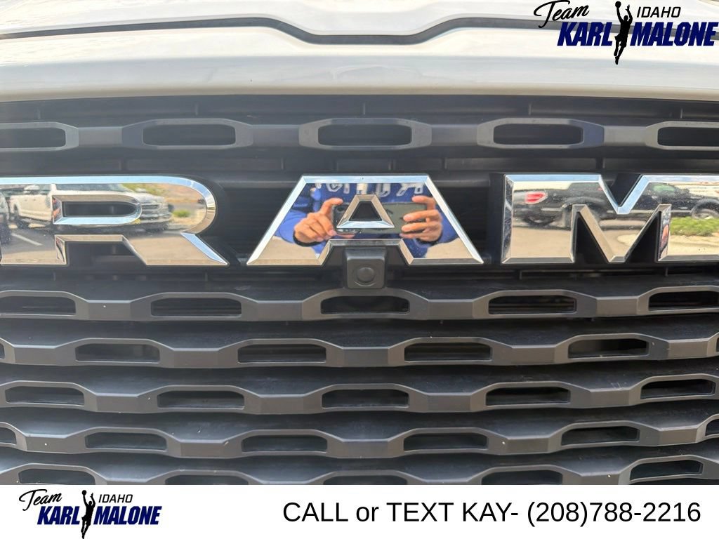 Used 2025 RAM 1500 Big Horn AWD/4WD image 5