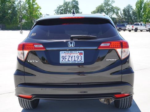 Used 2021 Honda HR-V Sport image 11