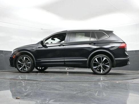 Used 2022 Volkswagen Tiguan SEL R-Line AWD/4WD image 45