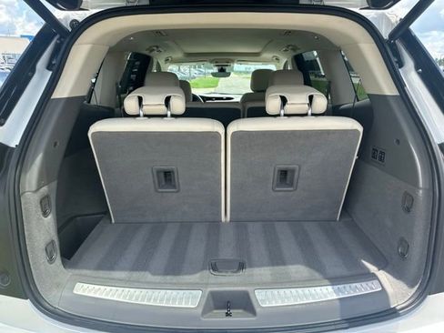 Used 2021 Cadillac XT6 Premium Luxury AWD/4WD image 9