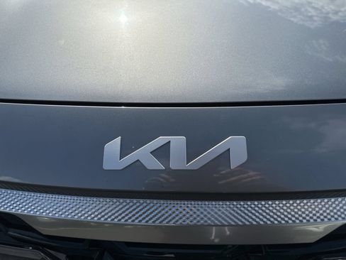 Used 2024 Kia Seltos S AWD/4WD image 25