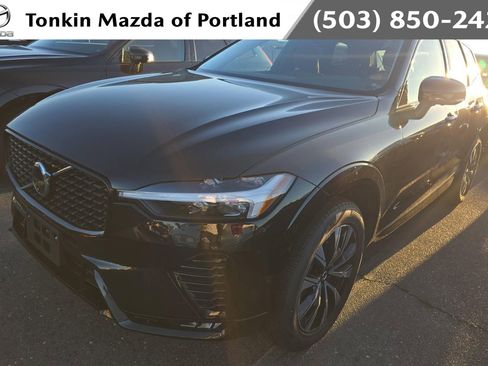 Used 2025 Volvo XC60 B5 Plus image 1