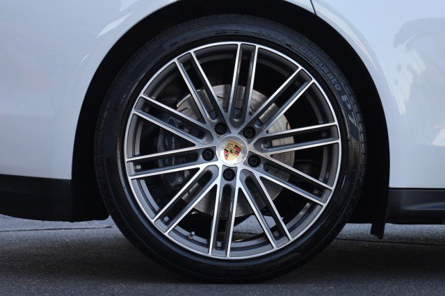 Used 2020 Porsche Panamera 4 AWD/4WD image 62