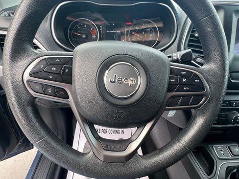 Used 2020 Jeep Cherokee Latitude image 14