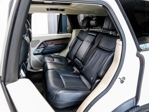 Used 2023 Land Rover Range Rover SE AWD/4WD image 48