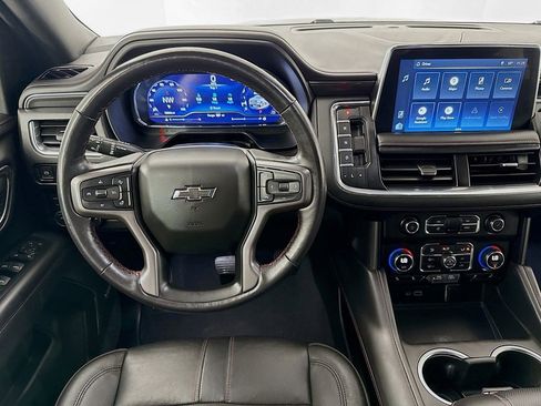 Used 2022 Chevrolet Suburban RST image 22