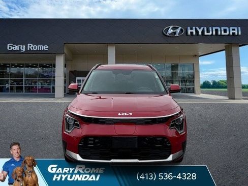 Used 2024 Kia Niro Wind w/ Wind Preserve Package FWD image 10