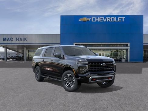 New 2026 Chevrolet Suburban Z71 w/ Comfort Package AWD/4WD image 1