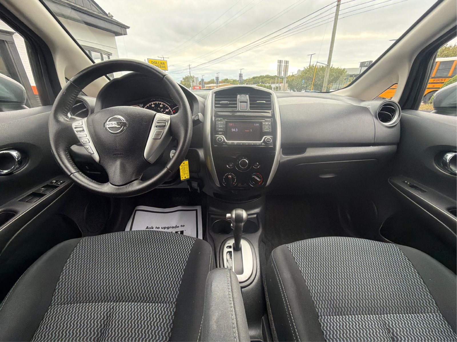 Used 2016 Nissan Versa Note SV FWD image 26