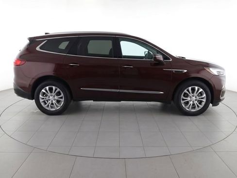 Used 2021 Buick Enclave Avenir w/ Avenir Technology Package AWD/4WD image 8