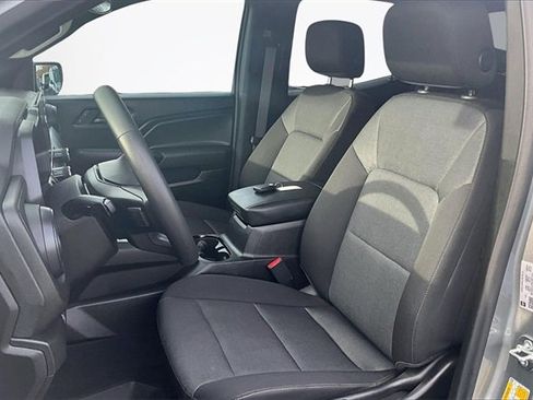 Used 2025 Chevrolet Colorado Trail Boss image 24