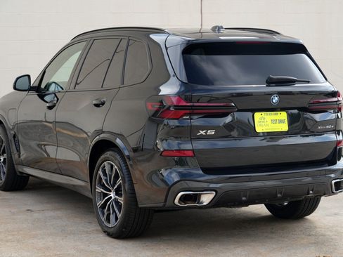 Used 2026 BMW X5 xDrive50e w/ Executive Package AWD/4WD image 56
