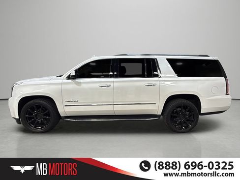 Used 2019 GMC Yukon XL Denali AWD/4WD image 2