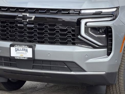 New 2026 Chevrolet Suburban LS image 7