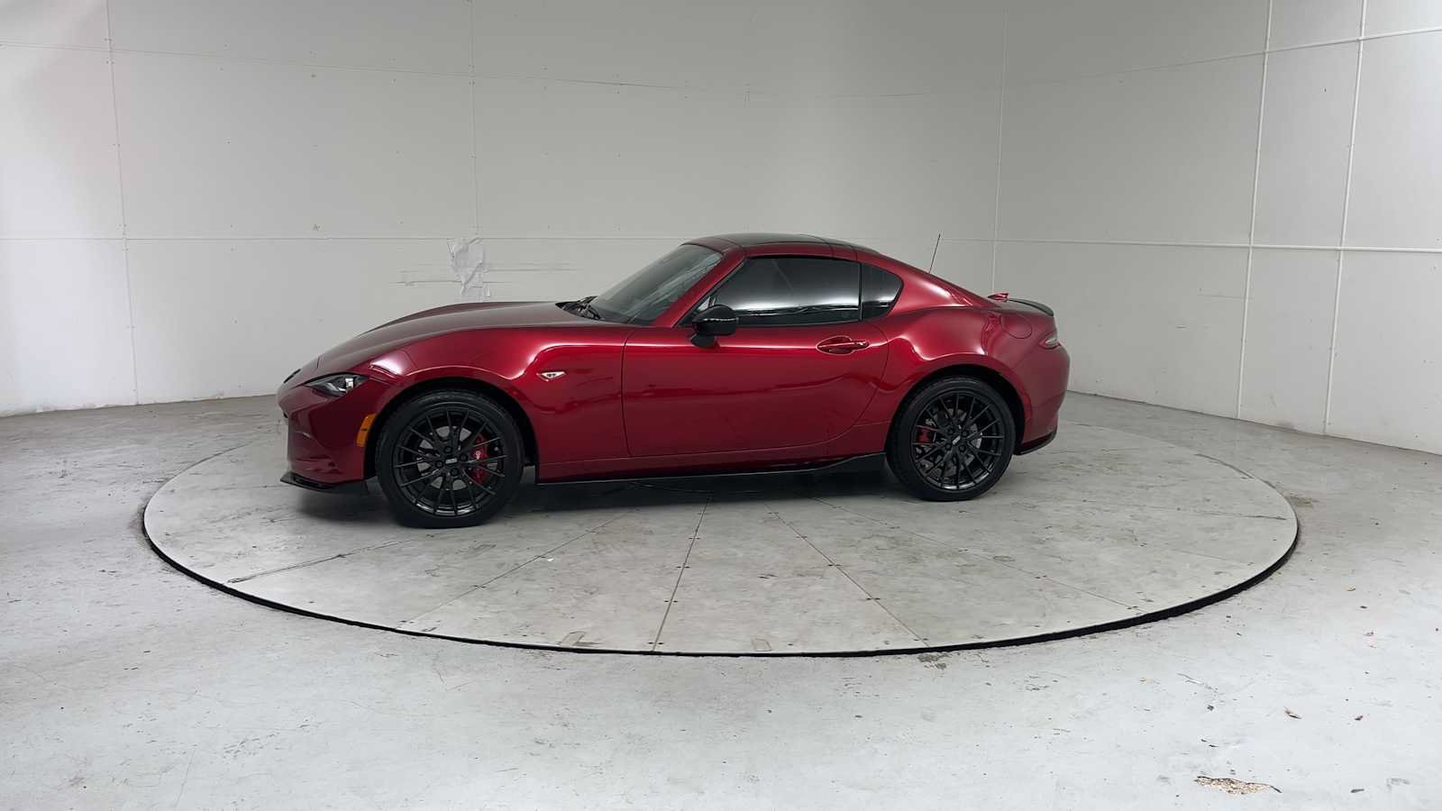 Used 2024 MAZDA MX-5 Miata RF Club w/ Interior Package RWD image 4