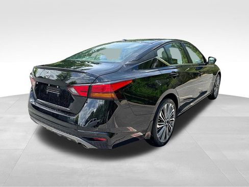 New 2026 Nissan Altima 2.5 SV FWD image 7