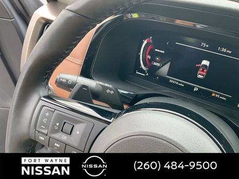 Used 2023 Nissan Pathfinder Platinum AWD/4WD image 24