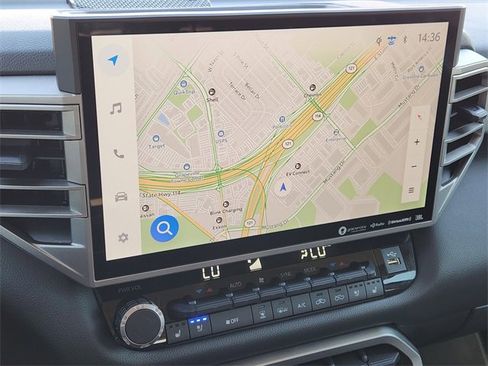 Used 2023 Toyota Tundra Limited image 17