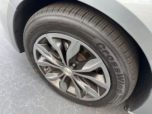 Used 2024 Chevrolet Malibu LT image 12