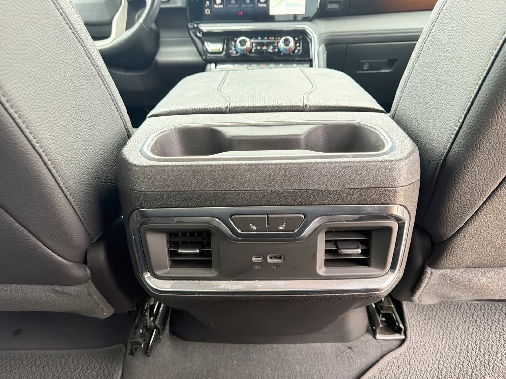 Used 2023 GMC Sierra 1500 Denali AWD/4WD image 8